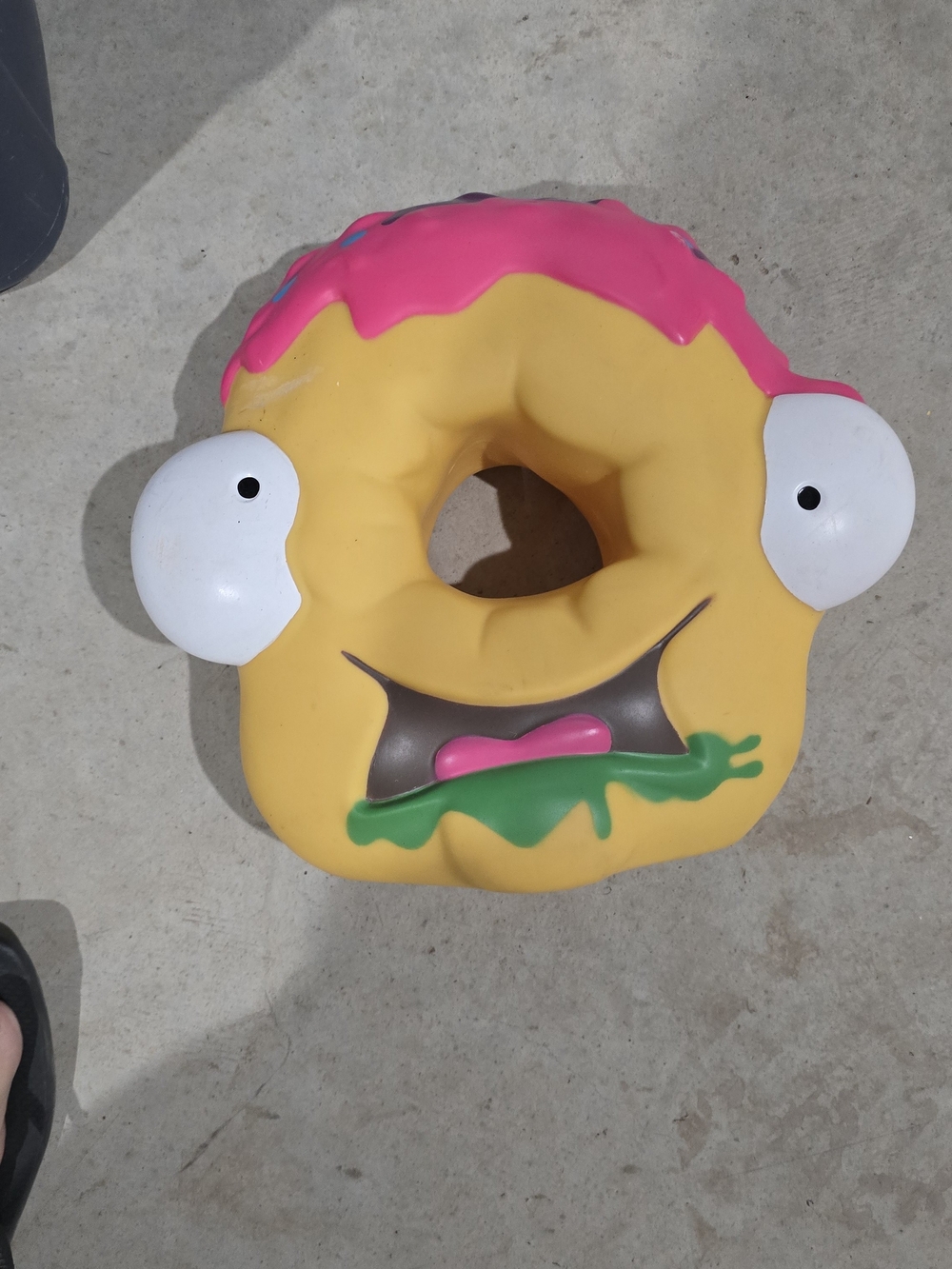 Thiker Rubber Dog Yellow Donut Character Toy with Pink Frosting
